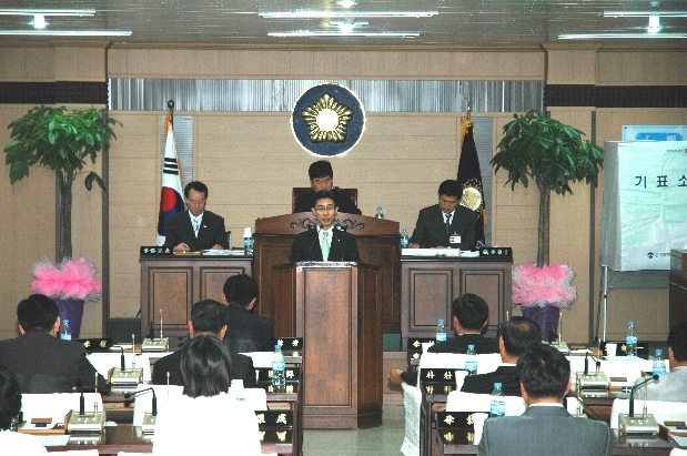 제174회 당진군의회(임시회)_3