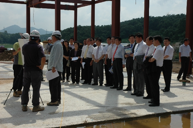제176회 제1차 정례회 농산물산지 유통센터 현장방문_3