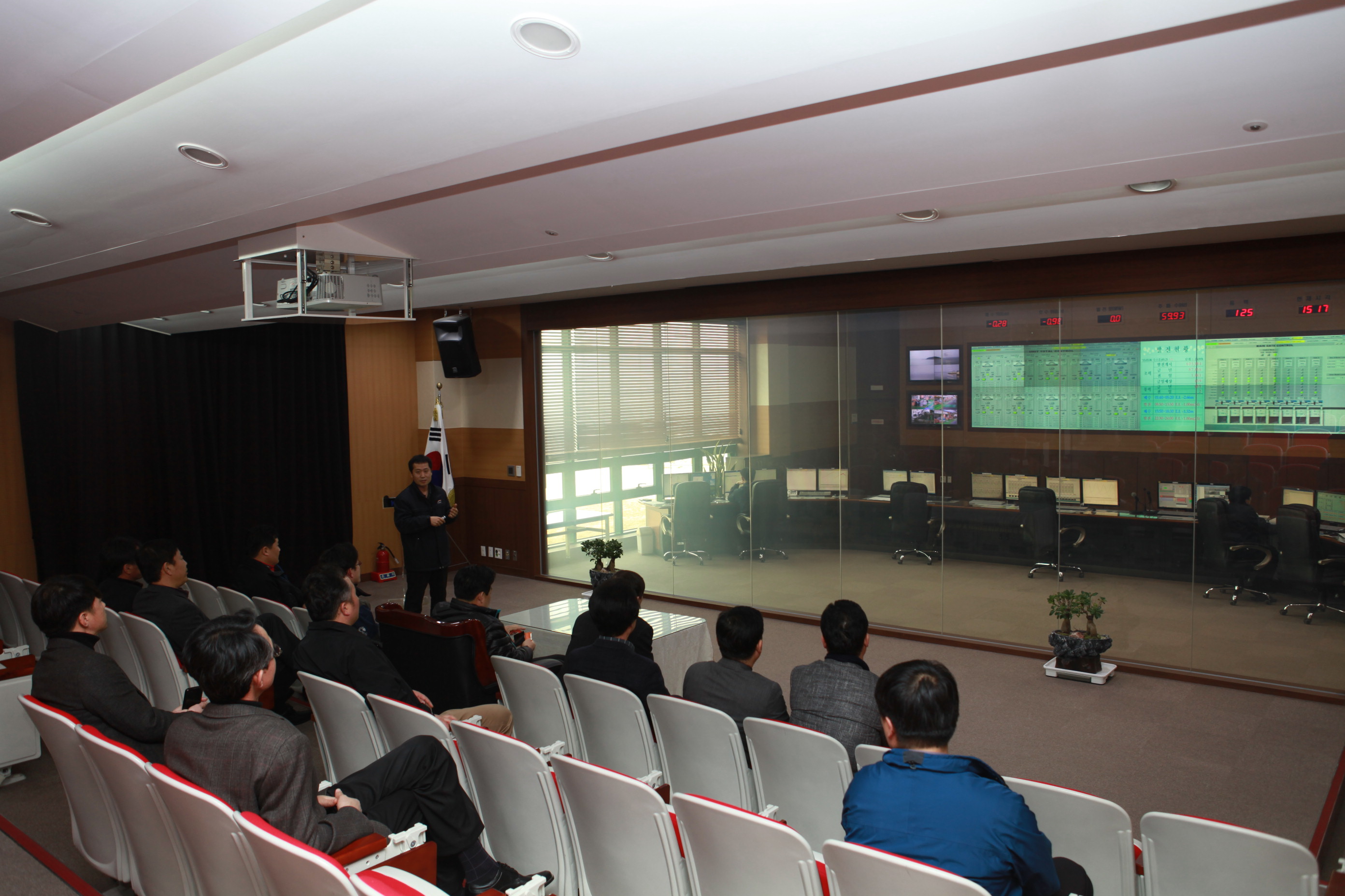 산업건설위원회 수도권매립지관리공사와 시화호 조력발전소 벤치마킹