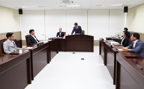 제21회 당진시의회 임시회 제1차 의회운영위원회_0