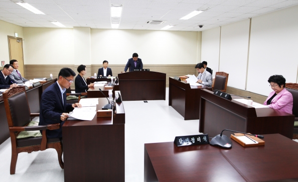 제21회 당진시의회 임시회 제1차 총무위원회_0