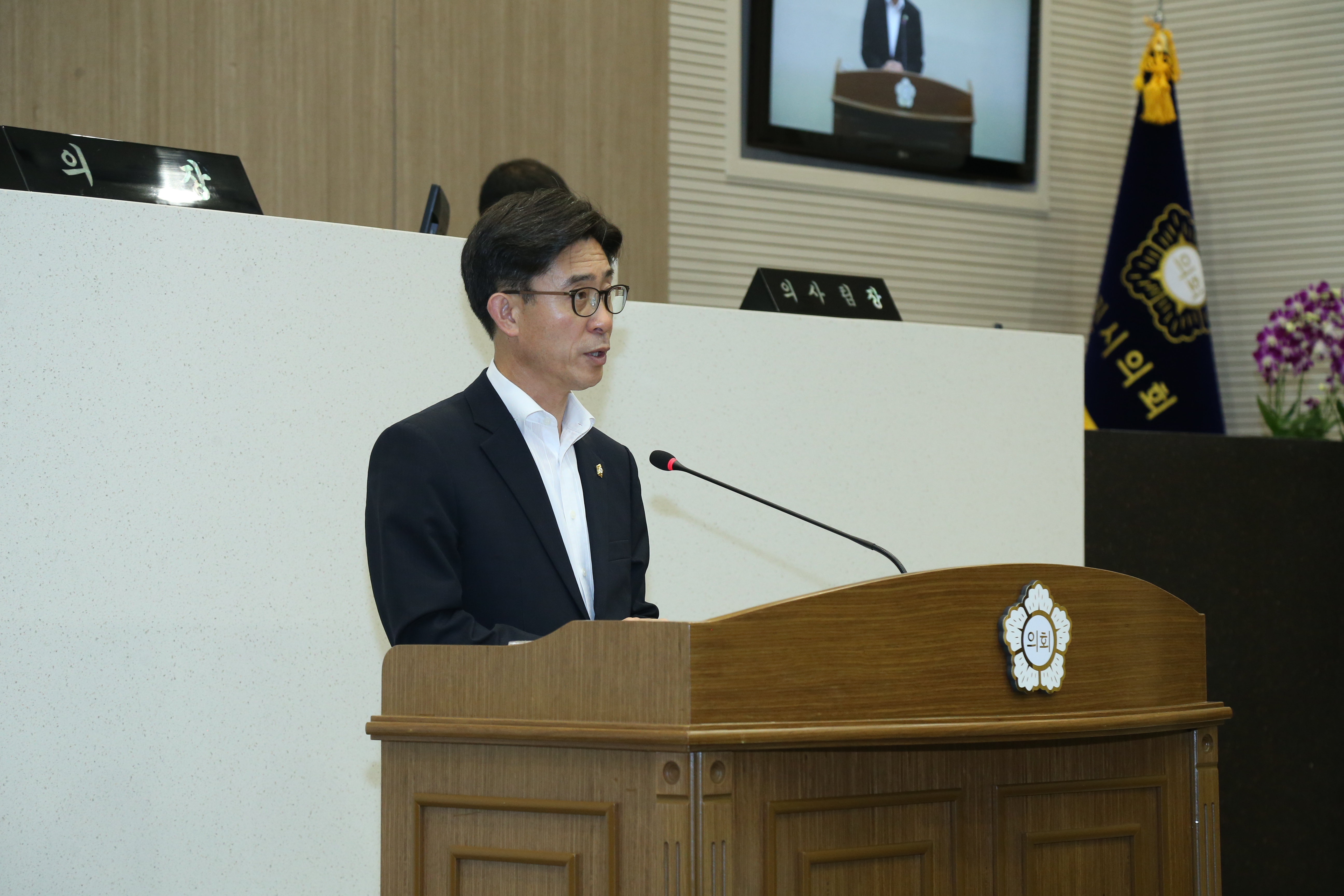 제38회 정례회 화력발전 미세먼지 대책 마련 촉구 결의문 채택(안효권 의원) 