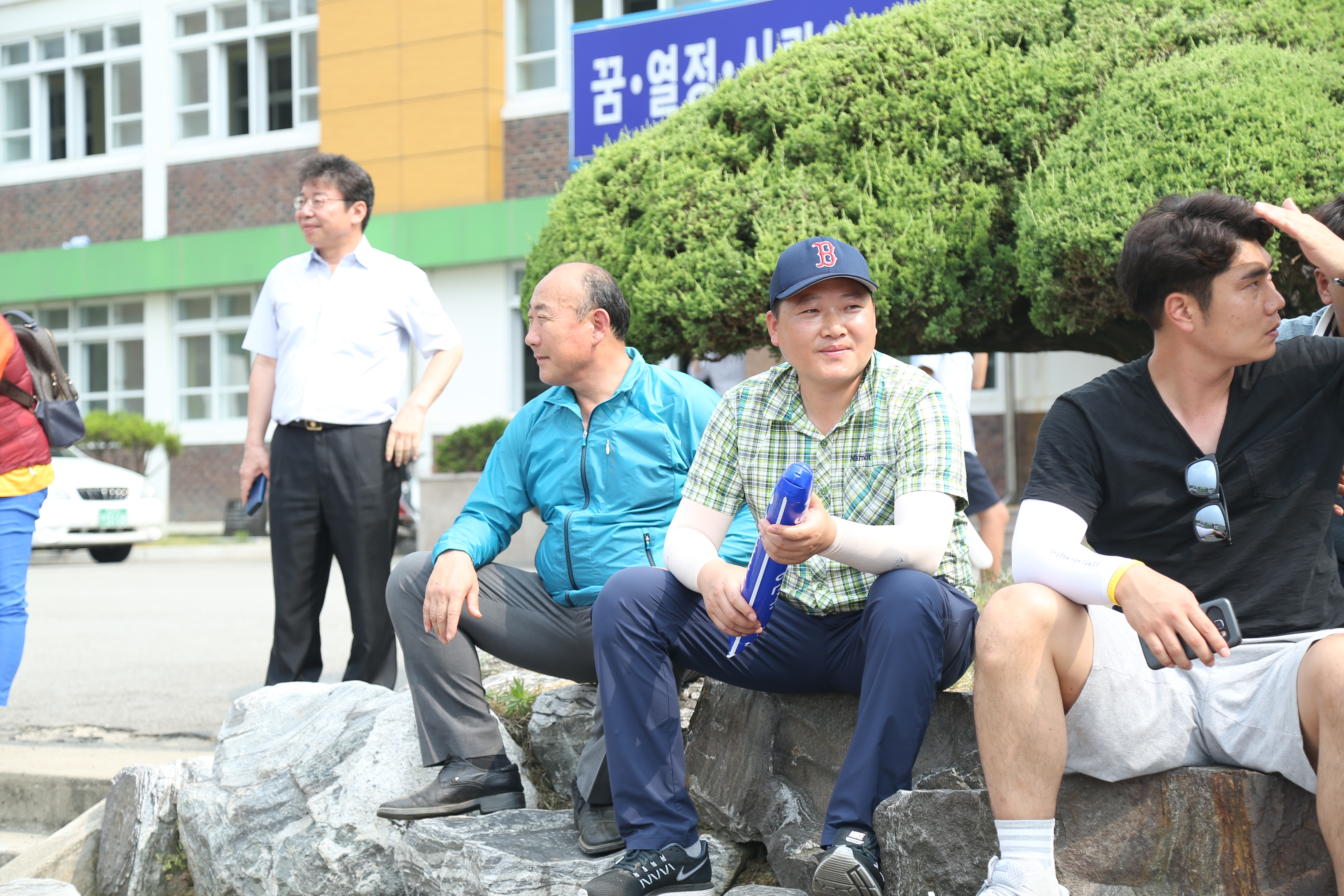 시의회 의원 도민체전 격려