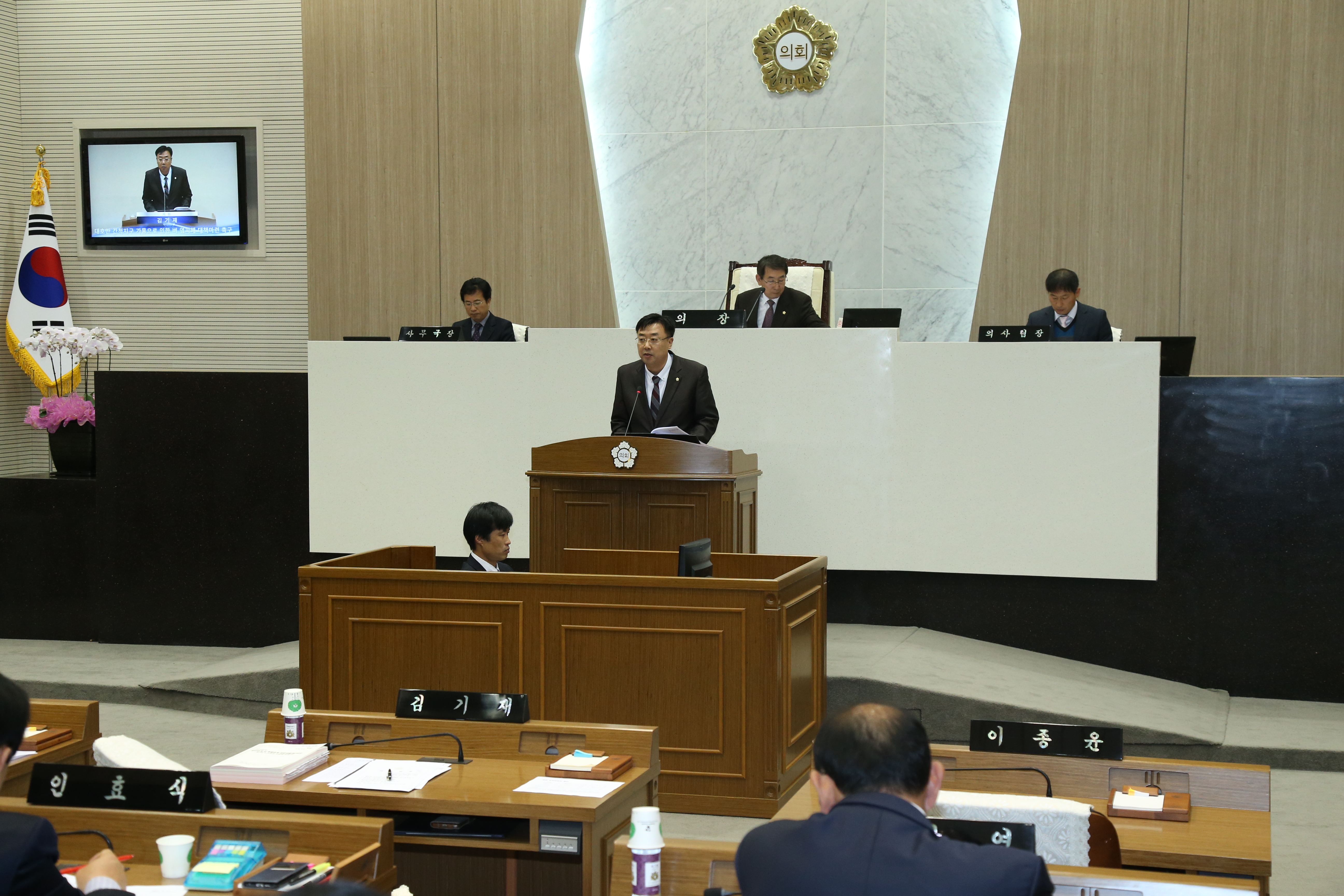 당진시의회, 간척지 주변 벼 염피해 대책 촉구