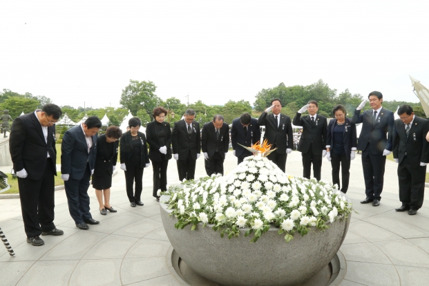 6월 6일 현충일 합동 참배_0