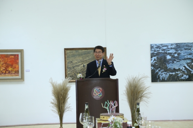 터치이바이터치 전시회 축하_0