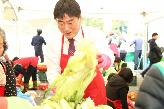 농협 김장나눔 행사 참석_5