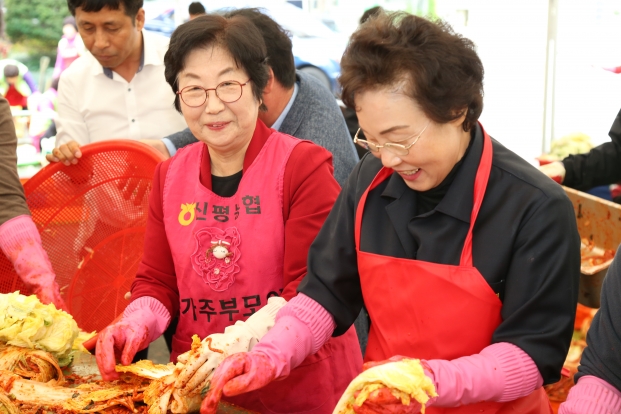 농협 김장나눔 행사 참석_7