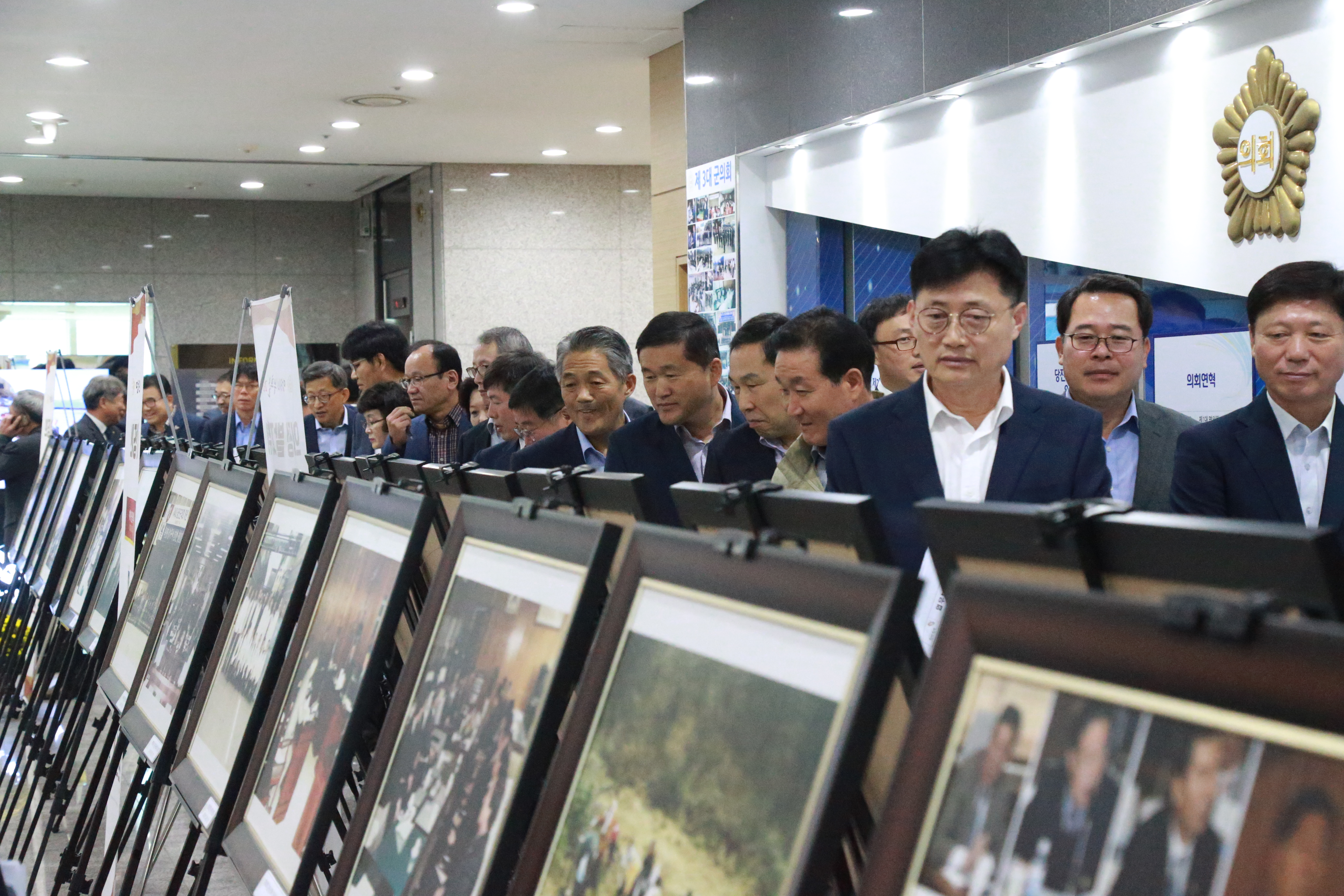 당진시의회,‘의정발자취 사진전’ 개최