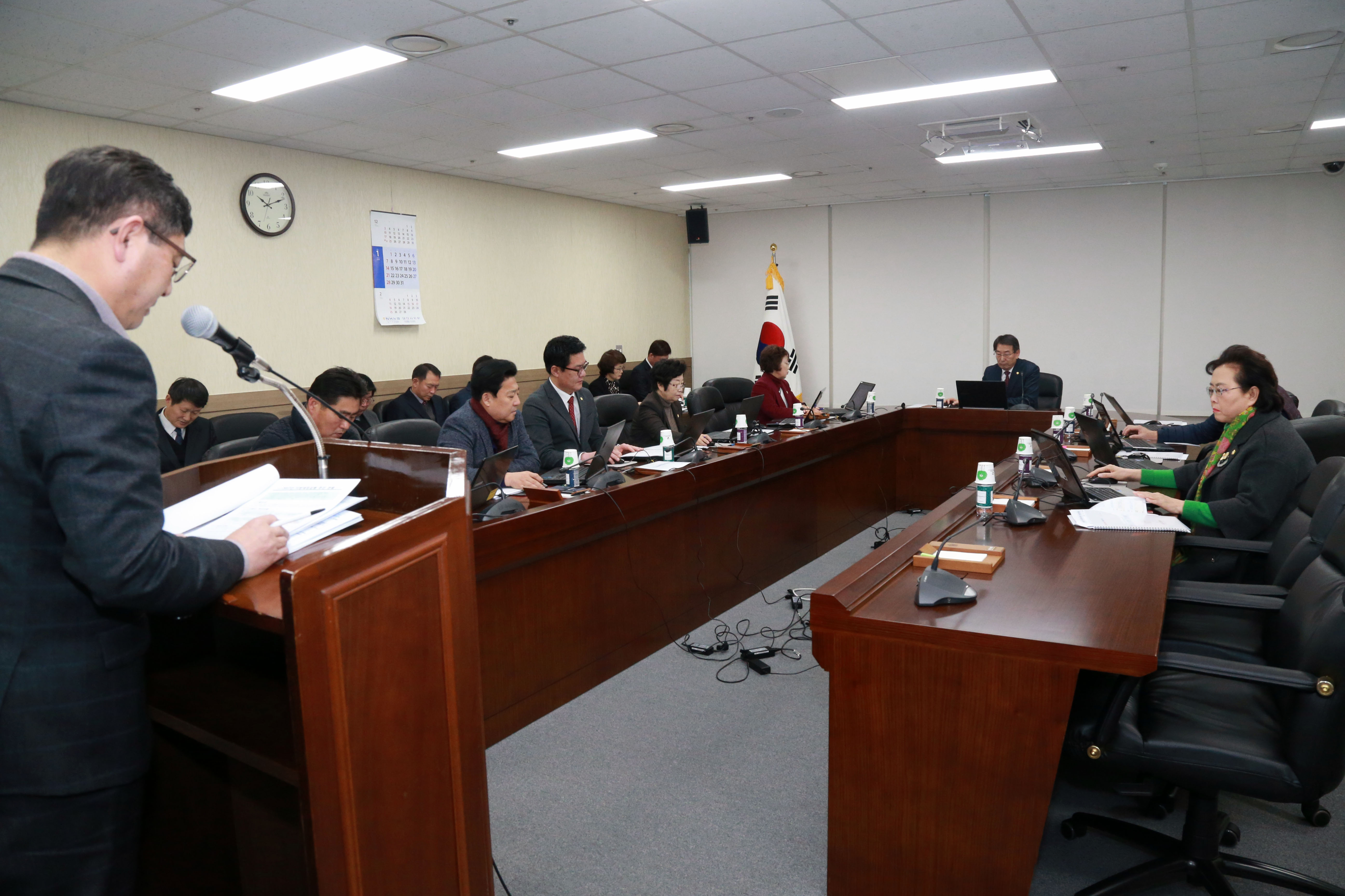 1월 의원출무일 운영