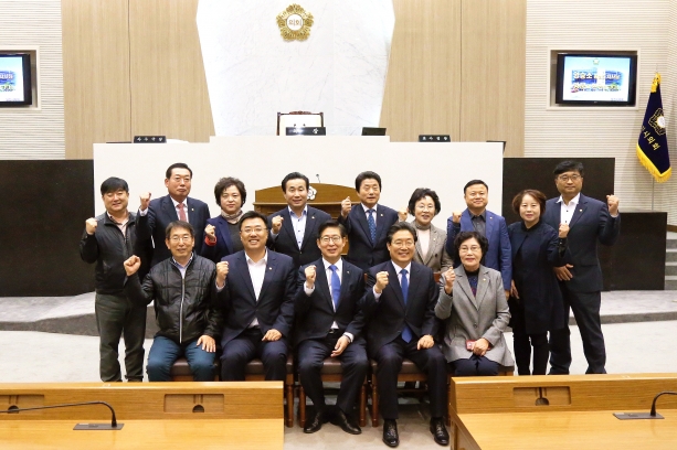 양승조 충남도지사 당진시의회 방문_4
