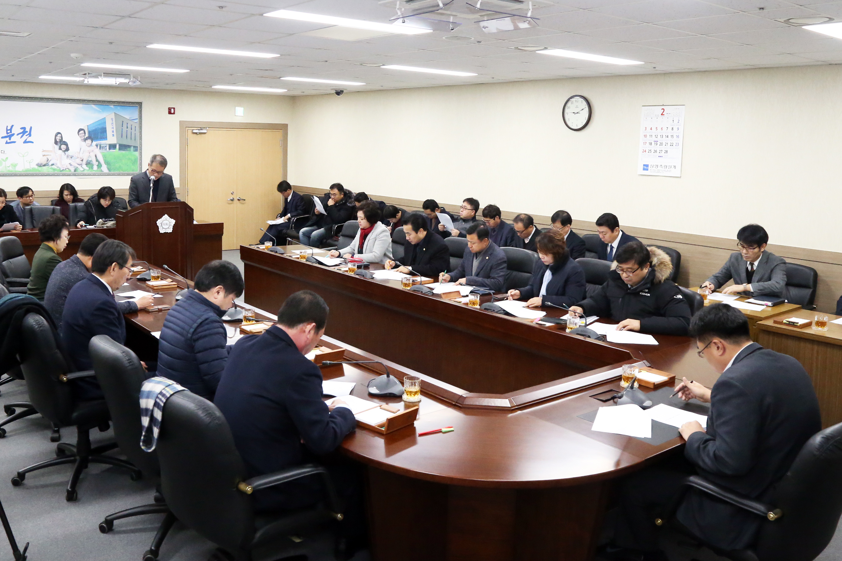 당진시의회, 당진시에 학교급식운영 정상화 업무보고 받아