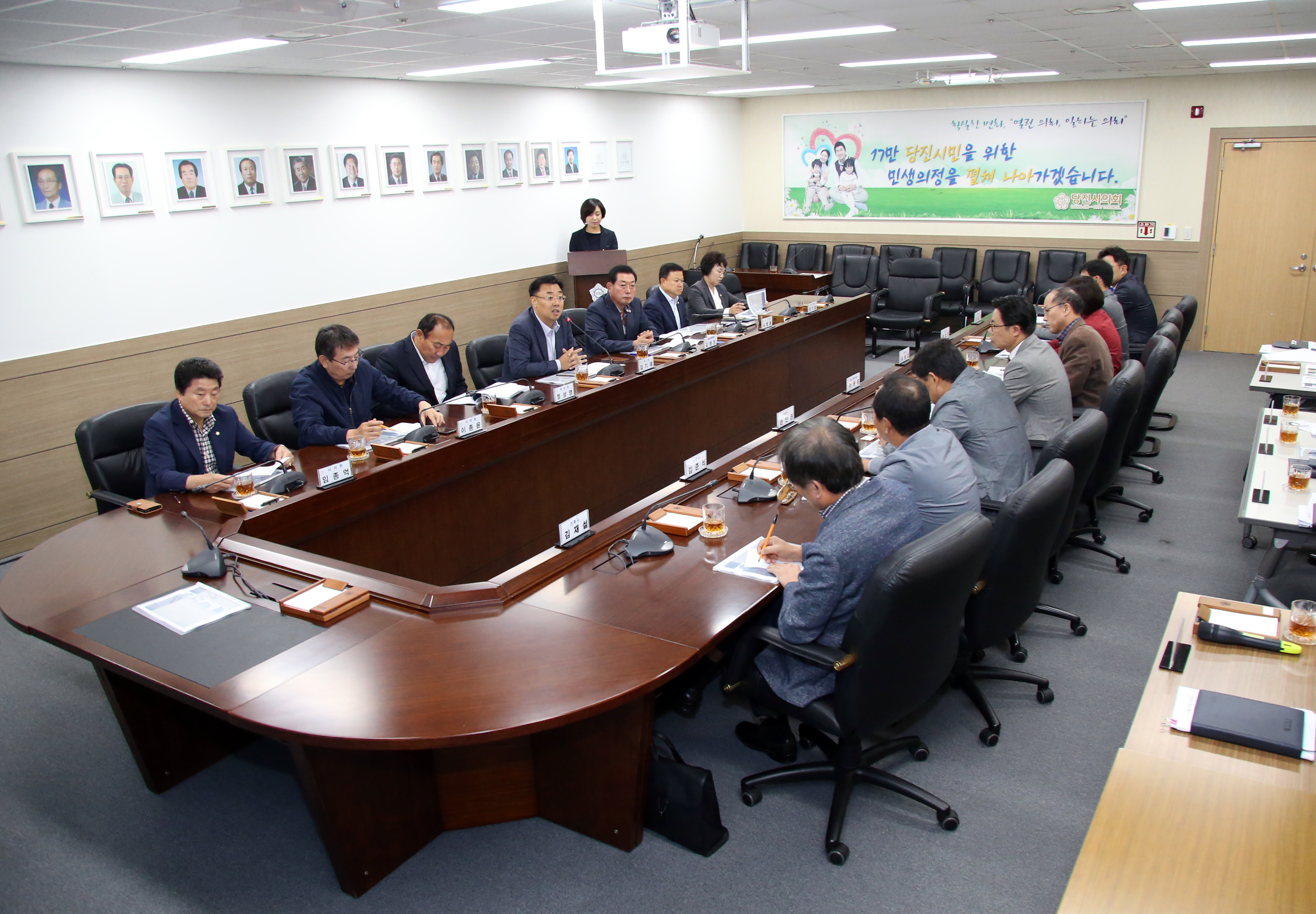 당진시의회, 당진지역 건축사와 간담회 개최