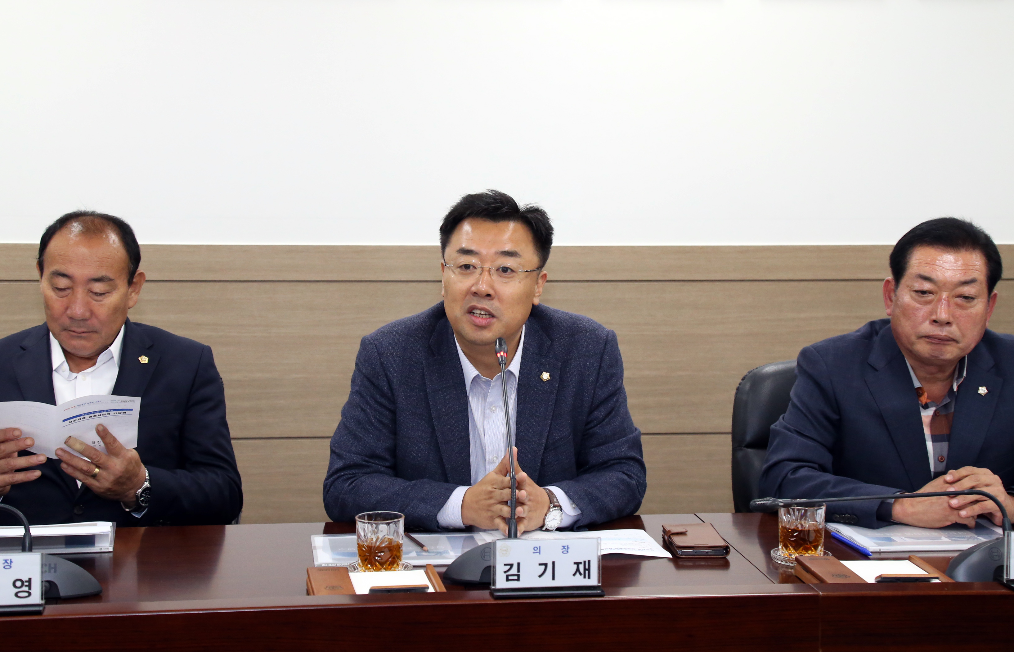 당진시의회, 당진지역 건축사와 간담회 개최