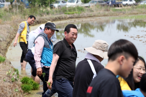 남북평화 기원 통일쌀 모내기 행사_2