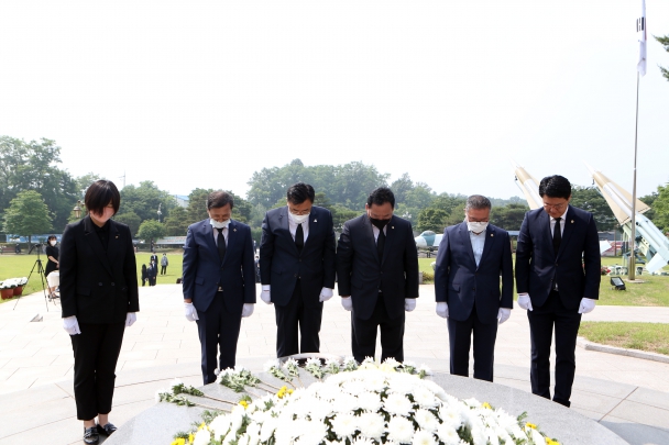 제65회 6.6일 현충일 참배_2