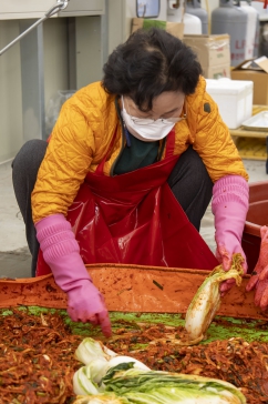 농협중앙회 당진시지부 사랑의 김장 나눔 봉사_4
