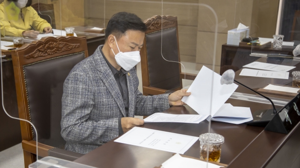 의회운영위원회 회의_3