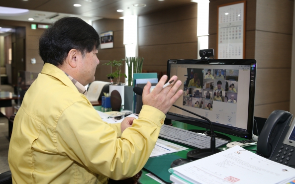 제100차 충남시군의장협의회 정례회(비대면)_0