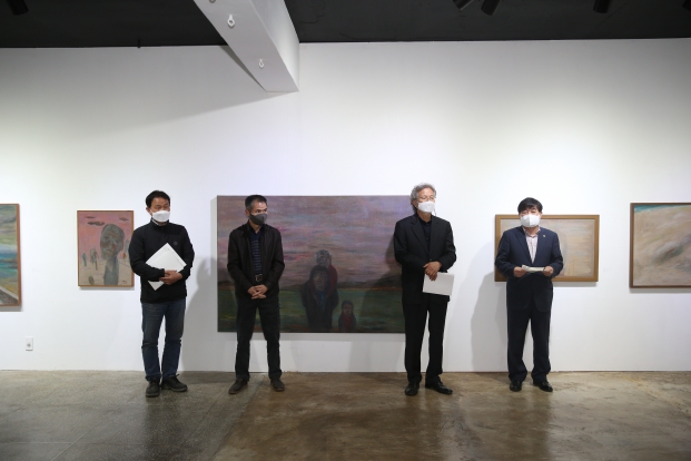 최인호 작가, '휘파람' 전_2