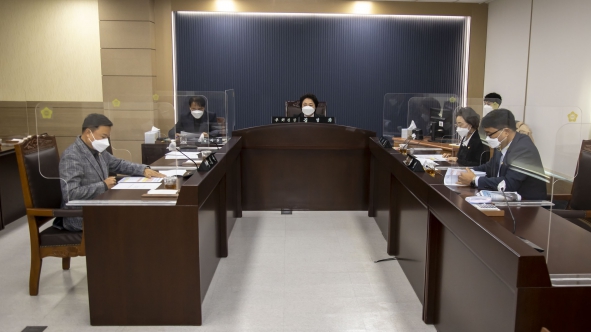 의회운영위원회 회의_0