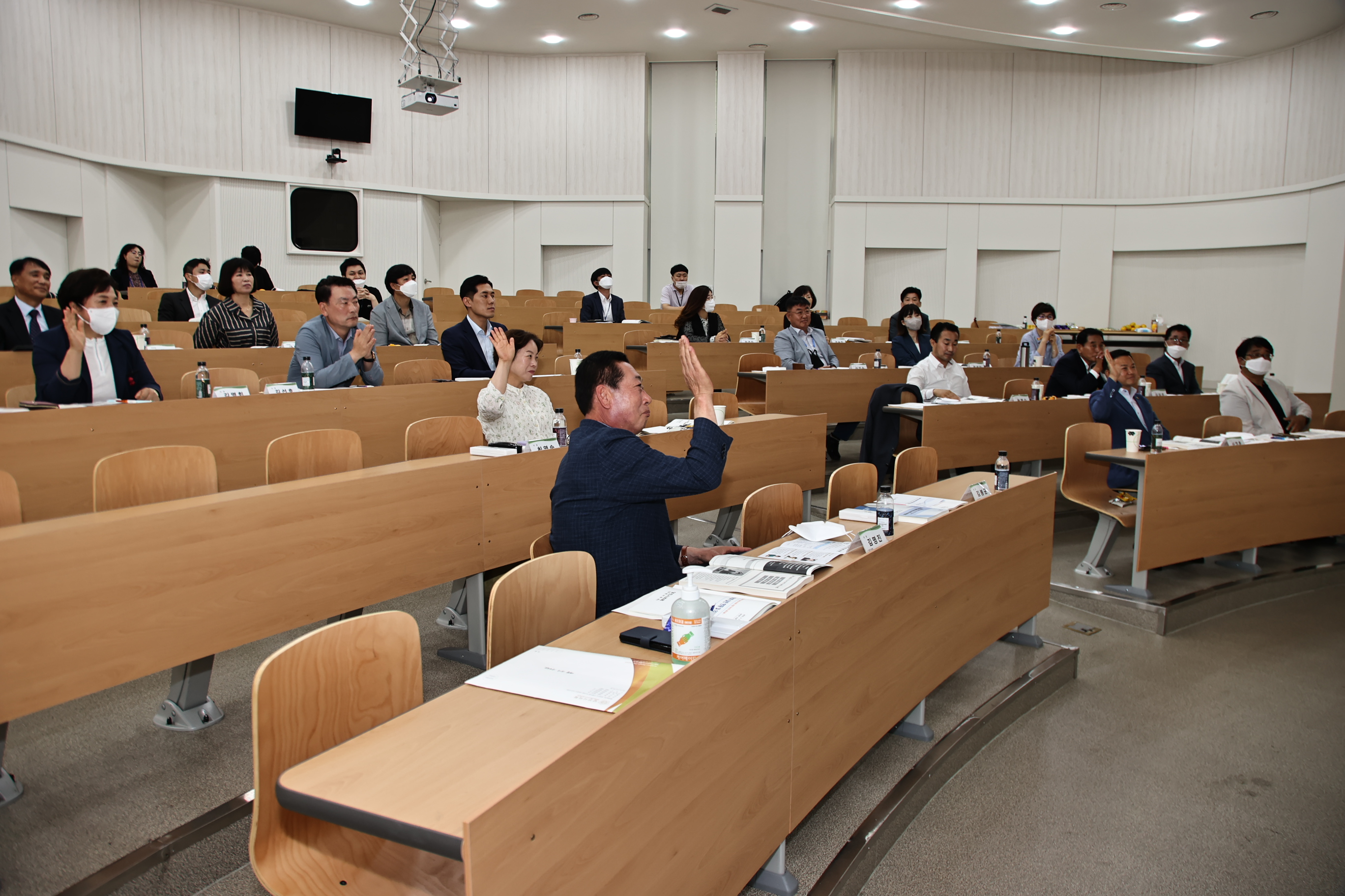 제4대 당진시의회 의원 당선인 워크숍 진행