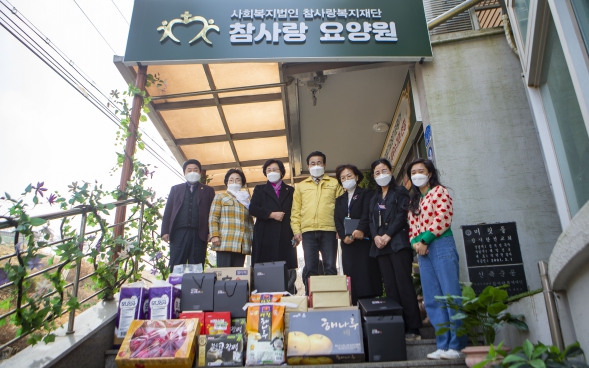 설맞이 관내 복지시설 방문(참사랑요양원)_4