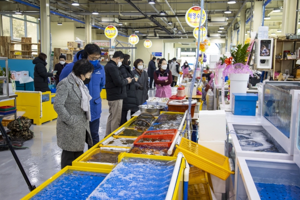 당진시 수산물유통센터 재개장 기념행사_1
