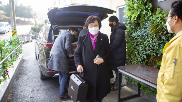 설맞이 관내 복지시설 방문(참사랑요양원)_3