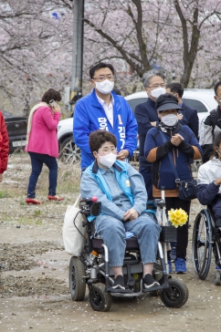 제42회 장애인의 날 행사 벚꽃길_4