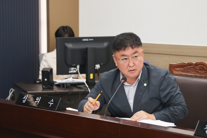 제103회 당진시의회 임시회 제1차 총무위원회_4