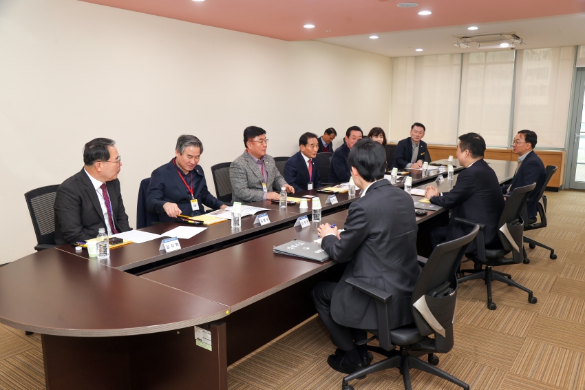 당진시의회 당진세무서 승격 건의를 위한 국세청 방문_0