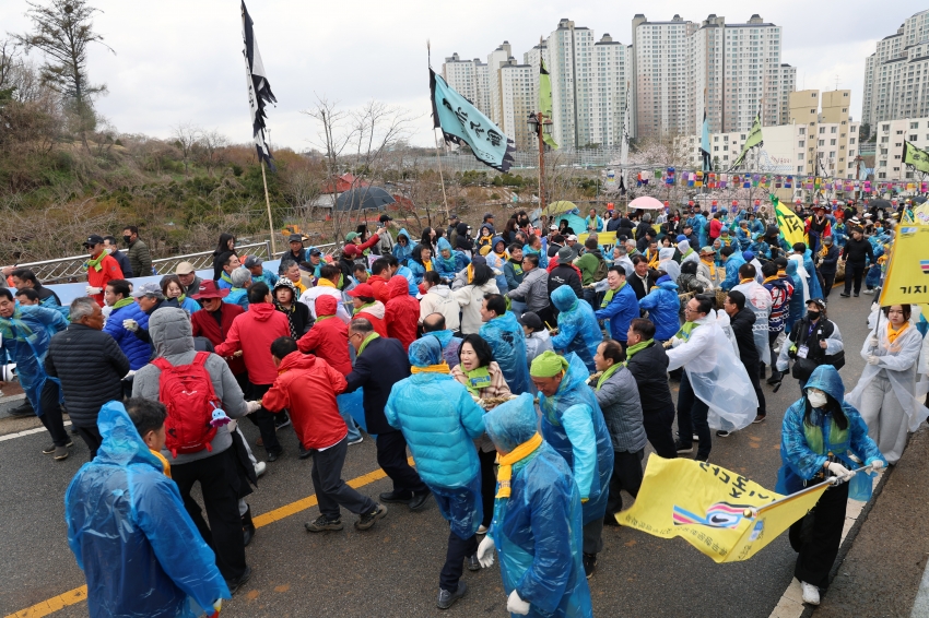 기지시줄다리기 축제 줄결합 및 줄다리기_0