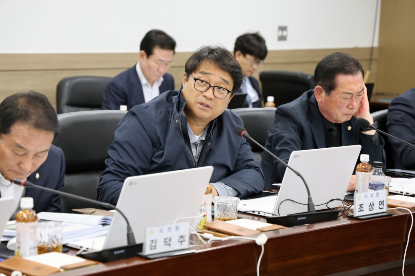 당진시의회 4월 중 의원출무일_9