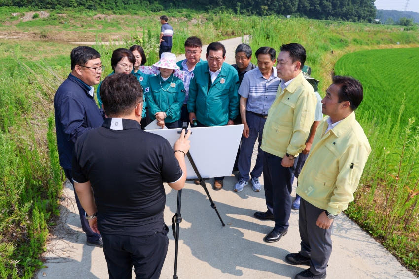 당진시의회 산업건설위원회 집중호우 피해지역 현장 방문_0