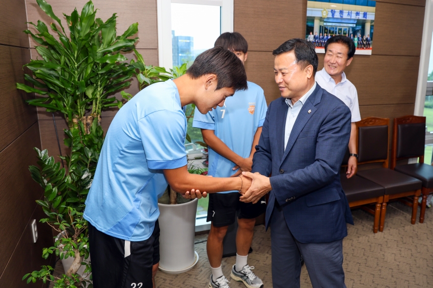 신평고 축구부 우승 격려_0