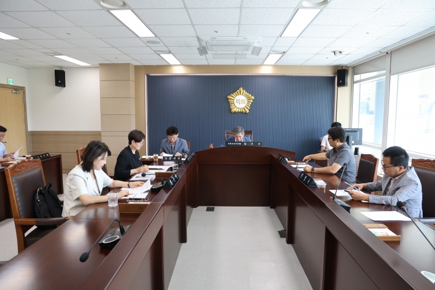 당진시의회 폐회중 운영위원회_0
