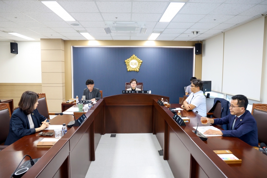 당진시의회 제123회 임시회 폐회중 의회운영위원회_1