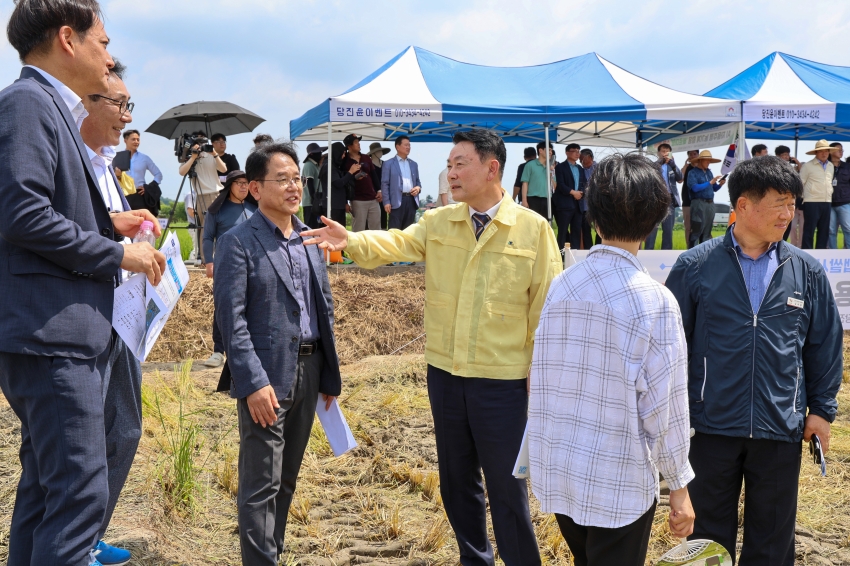 AI자율주행 농기계 활용 빠르미향 수확 행사_5