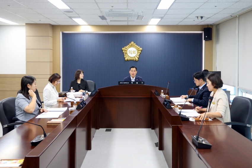 제130회 당진시의회 제1차 정례회 제1차 의회운영위원회_0